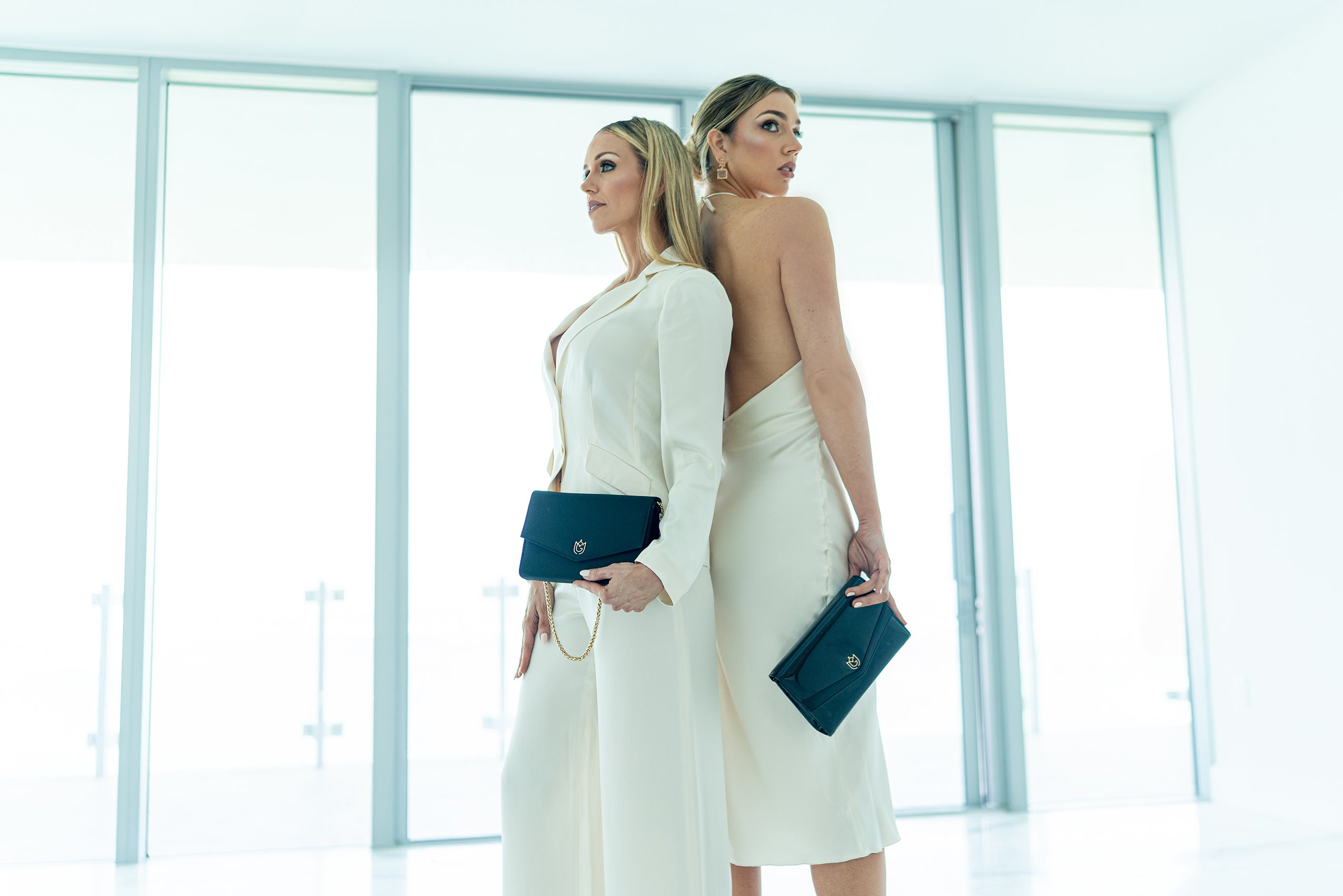 VICTORIA ONYX Evening Bag - M I C H E L L E G A R C I A